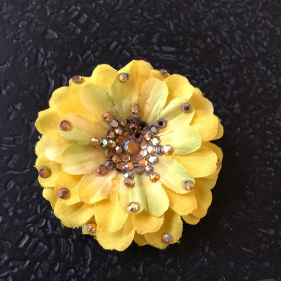 Hair accessories - Picture 8 of 8